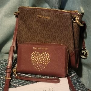 Michael kors crossbody with matching wallet